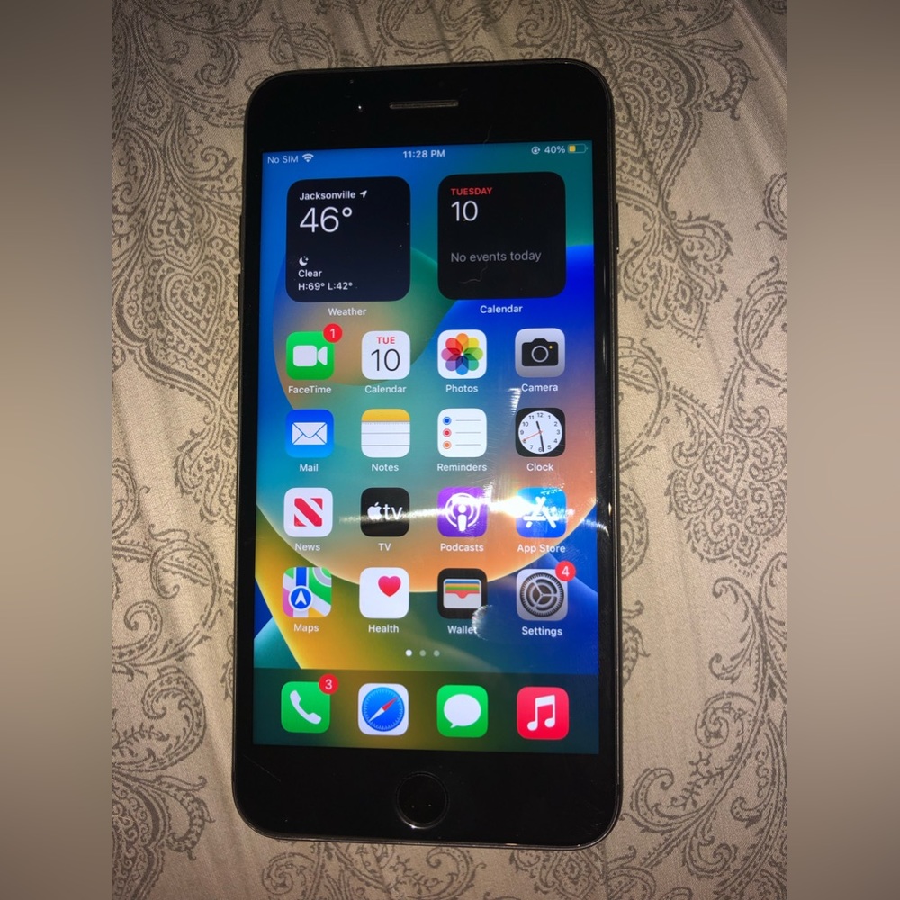 iPhone 8 Plus